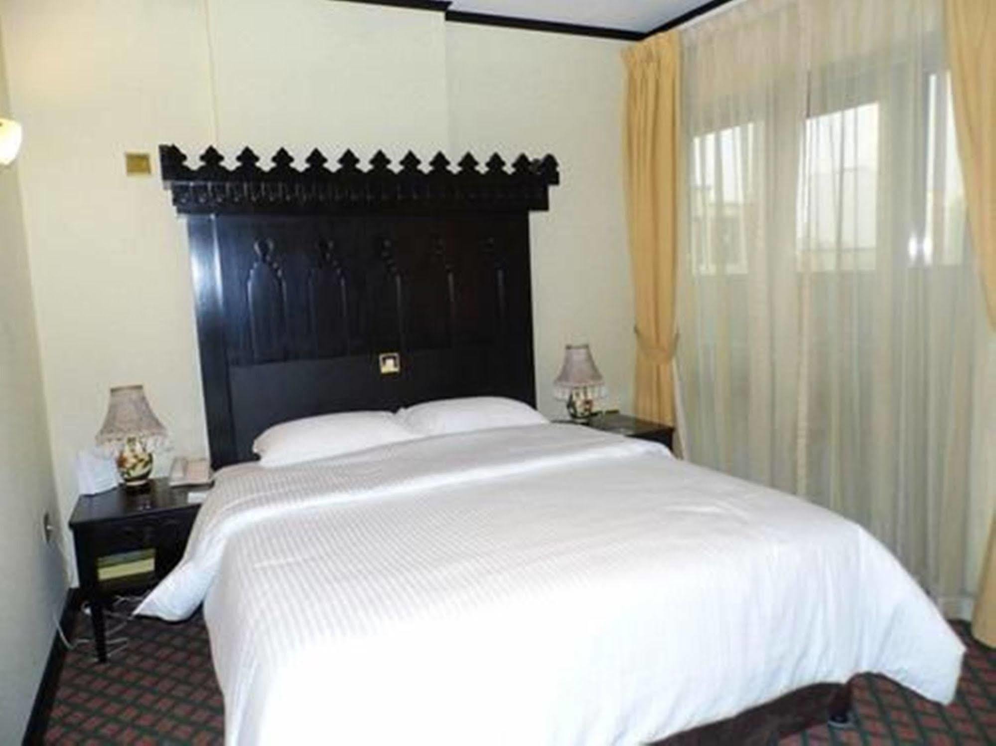 Sandras Inn Dubai Exterior foto